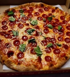 4 Bros Pizza