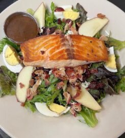 Creekside Bar and Bistro